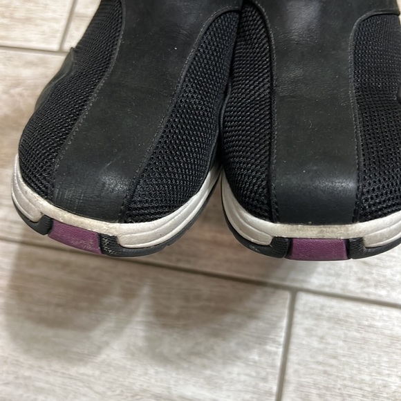 Cole Haan Nike Air Black Slip Ons-8.5B - Picture 4 of 8